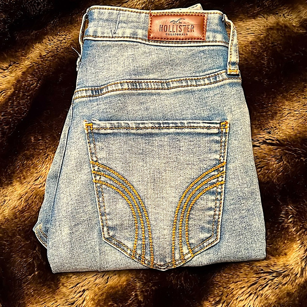 Hollister jeans